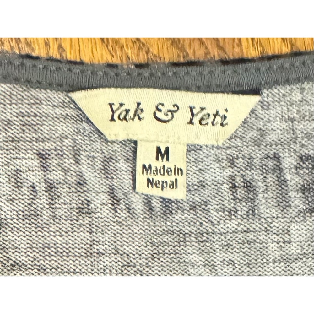 Yak & Yeti Tunic Top Abstract Grid Bell Sleeve Asymmetrical Gray Women's Size M - Picture 4 of 7